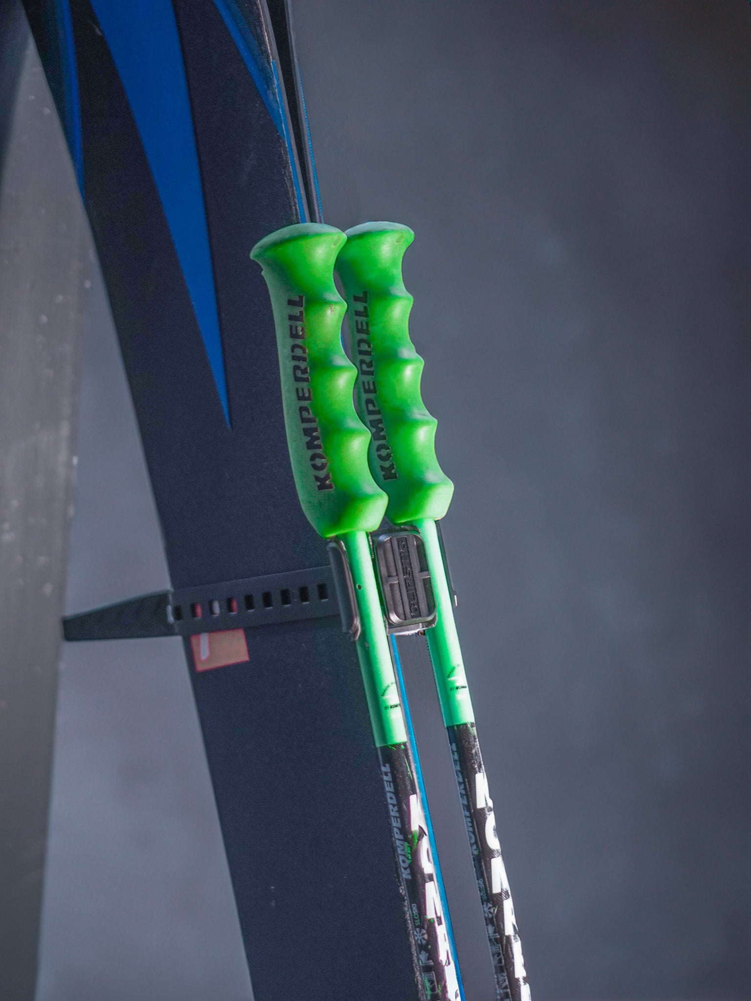 2024 SKIGEAR, SKIGADGETS, UPGRADES AND ESSENTIALS THAT EVERY SKIER NEE